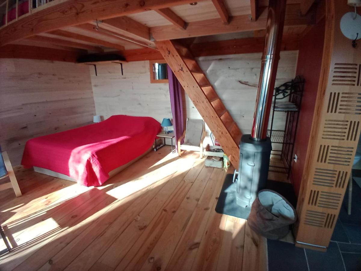 Maison Dans Un Ecrin De Verdure Saint-Leon-sur-Vezere Eksteriør bilde