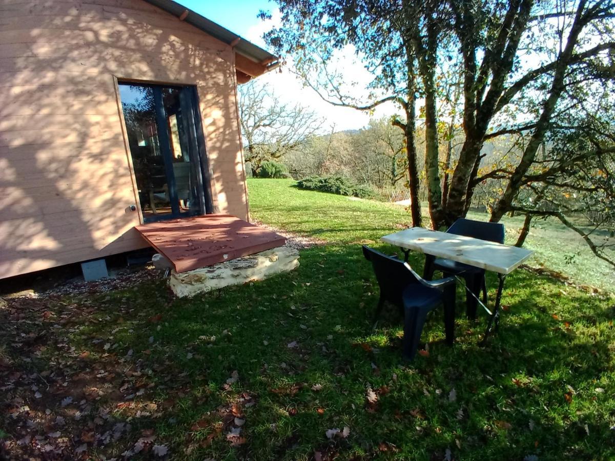 Maison Dans Un Ecrin De Verdure Saint-Leon-sur-Vezere Eksteriør bilde